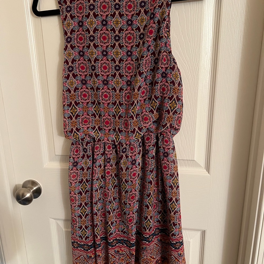 Dress - Picture 2 of 6